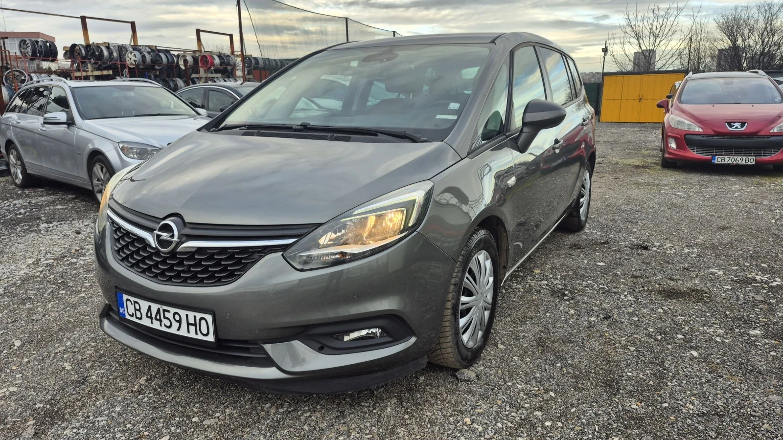 Opel Zafira 1.4i Turbo* 7местен* 2017 * Бартер - изображение 7