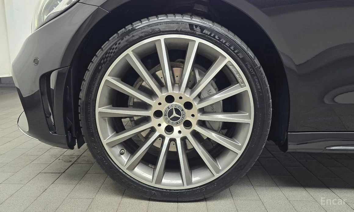 Mercedes-Benz C 220, снимка 5 - Автомобили и джипове - 53735172