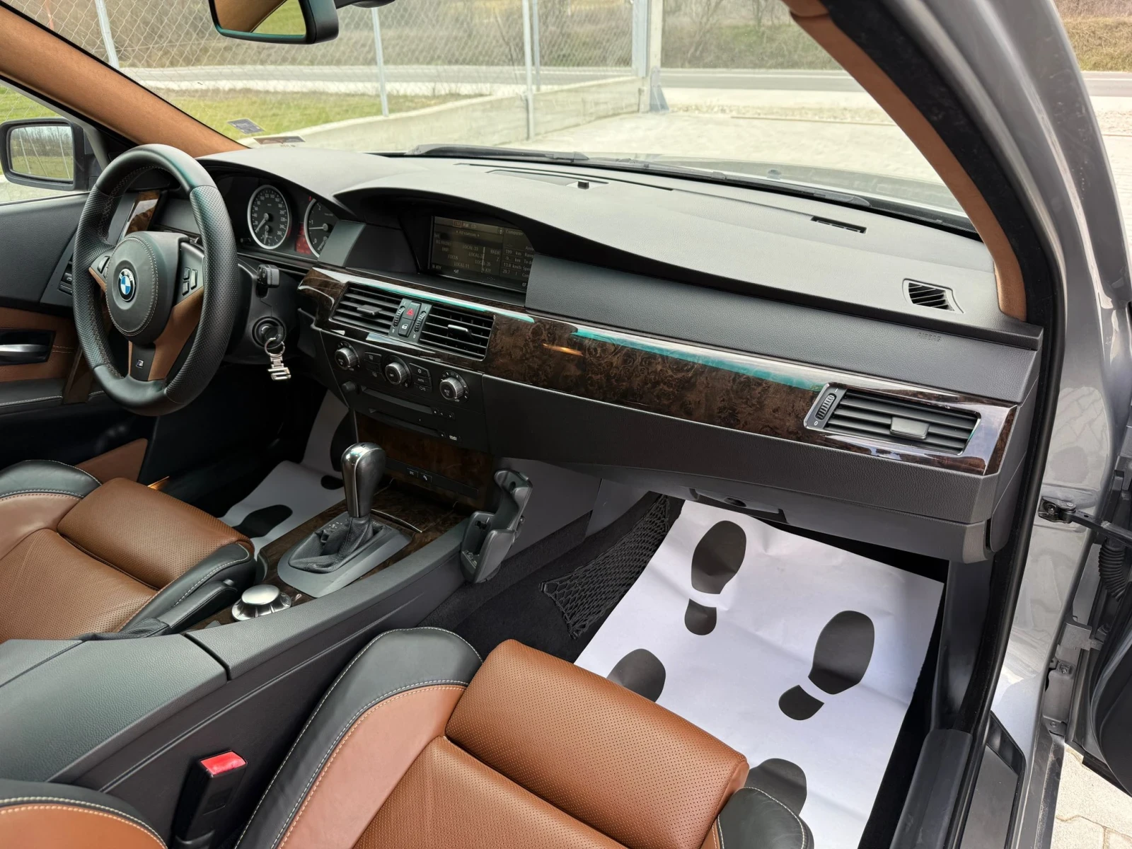 BMW 530, снимка 13 - Автомобили и джипове - 53807830