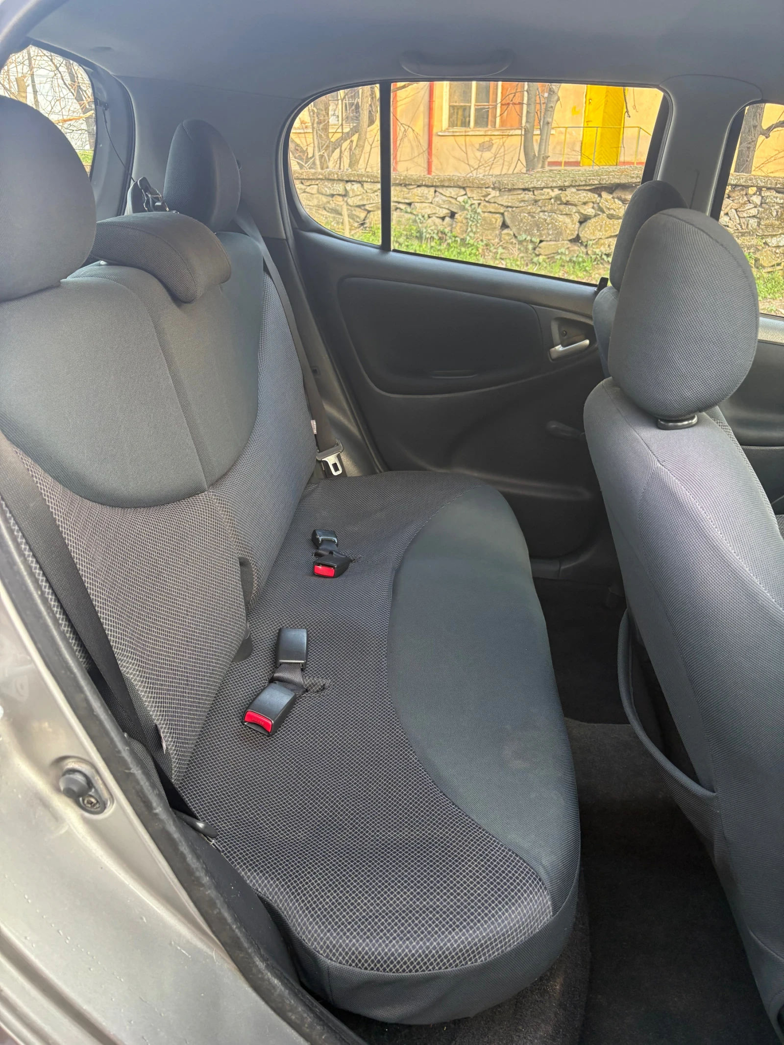 Toyota Yaris, снимка 7 - Автомобили и джипове - 53891485
