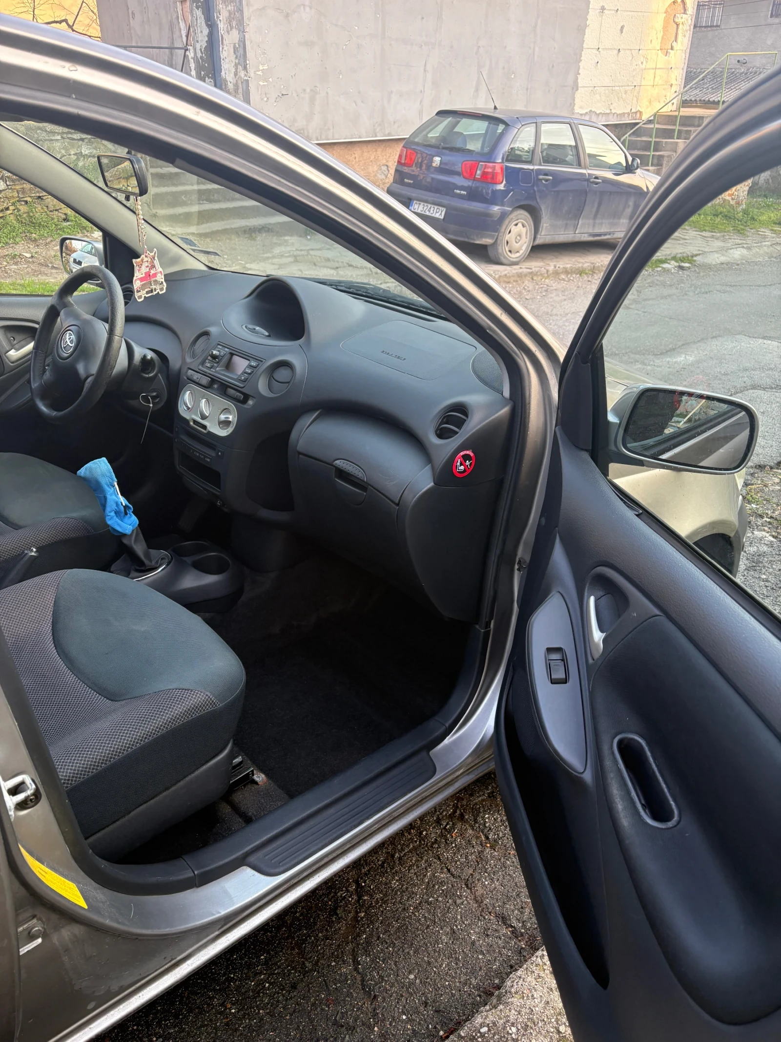 Toyota Yaris, снимка 5 - Автомобили и джипове - 53891485