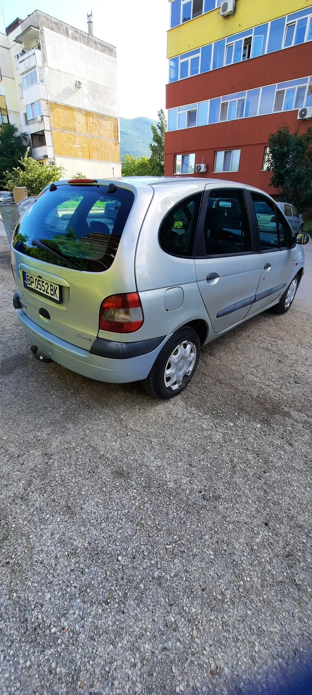 Renault Scenic 1.9 dci, снимка 3 - Автомобили и джипове - 54721815