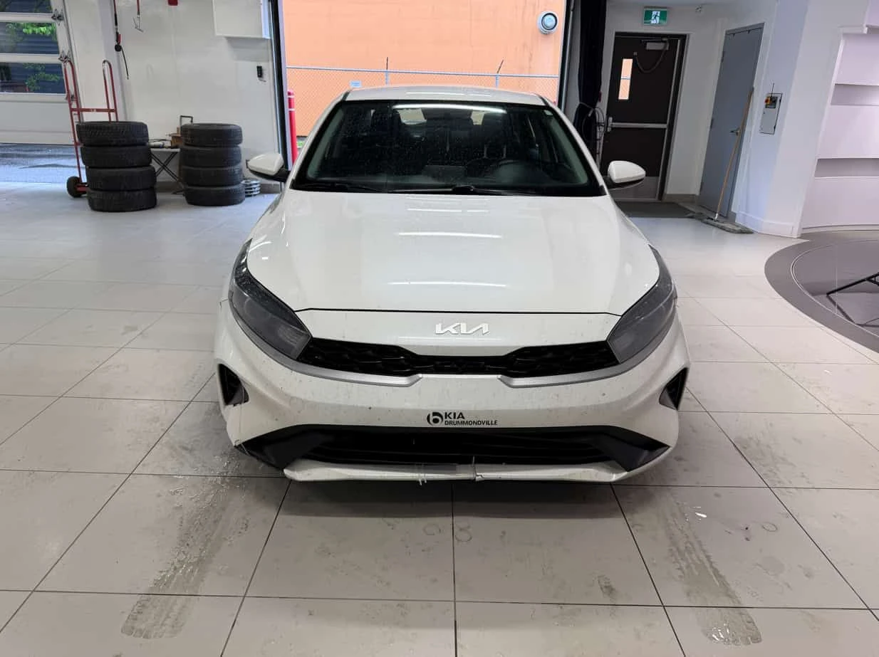 Kia Forte * LX * АВТОКРЕДИТ БЕЗ ПЪРВОНАЧАЛНА ВНОСКА* , снимка 6 - Автомобили и джипове - 54822706