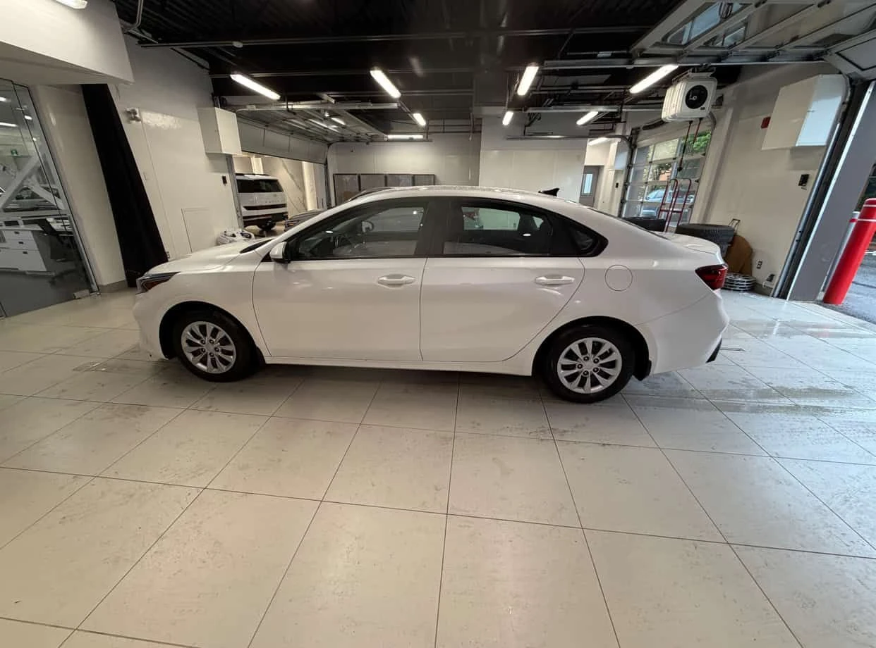 Kia Forte * LX * АВТОКРЕДИТ БЕЗ ПЪРВОНАЧАЛНА ВНОСКА* , снимка 2 - Автомобили и джипове - 54822706