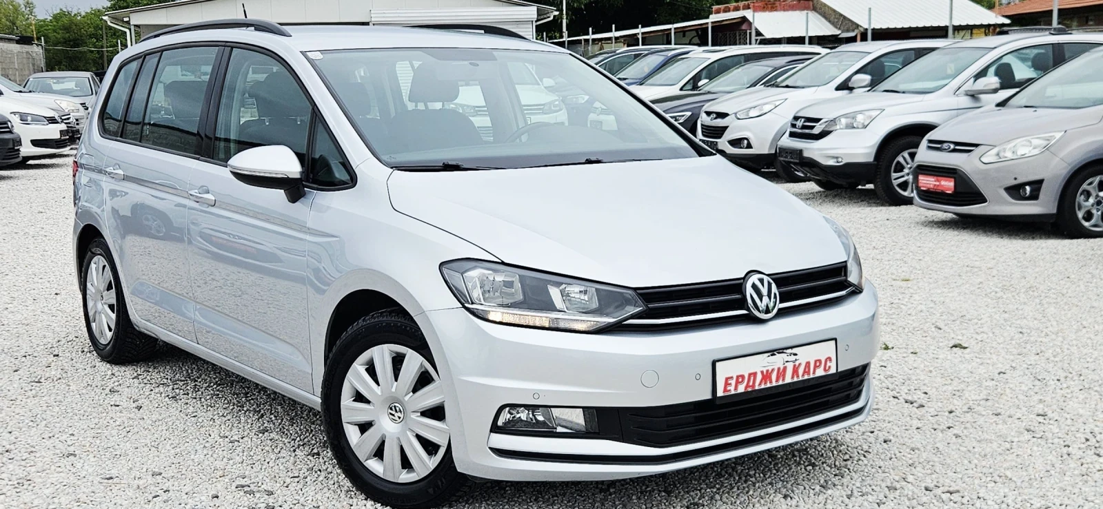 VW Touran 2017г, снимка 7 - Автомобили и джипове - 54878538