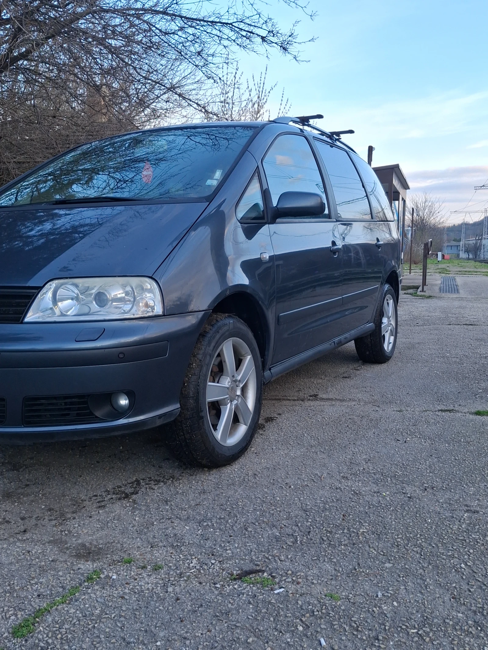 Seat Alhambra, снимка 3 - Автомобили и джипове - 54894569