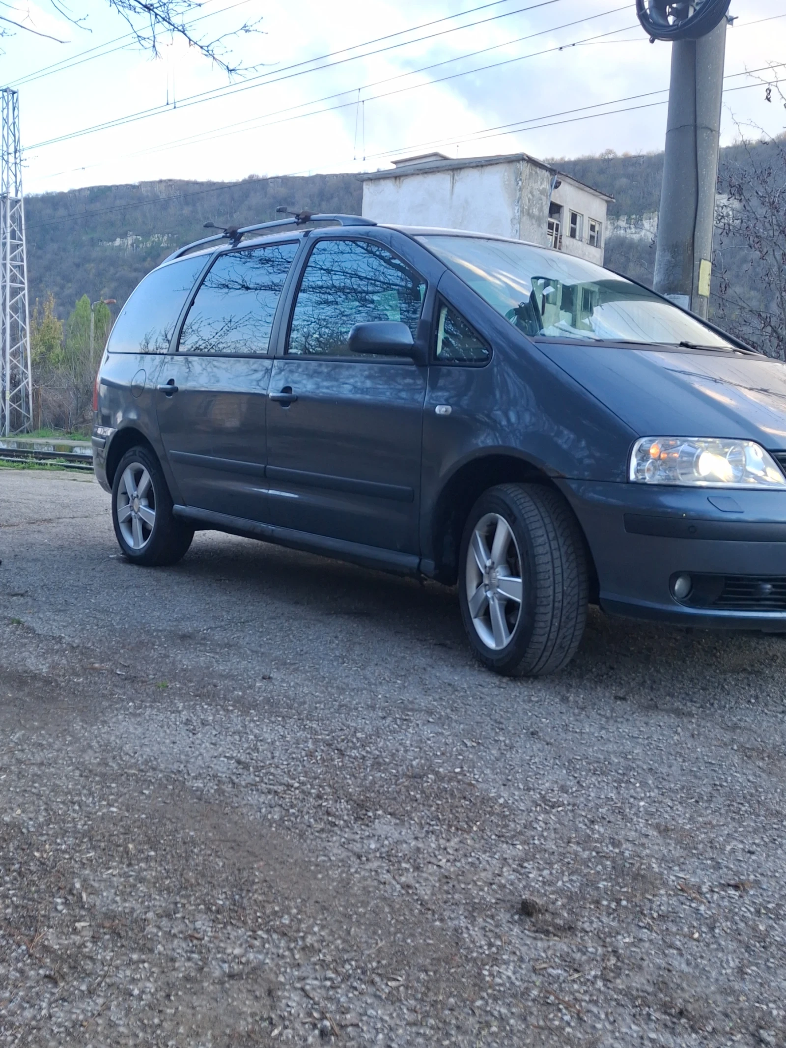 Seat Alhambra, снимка 2 - Автомобили и джипове - 54894569