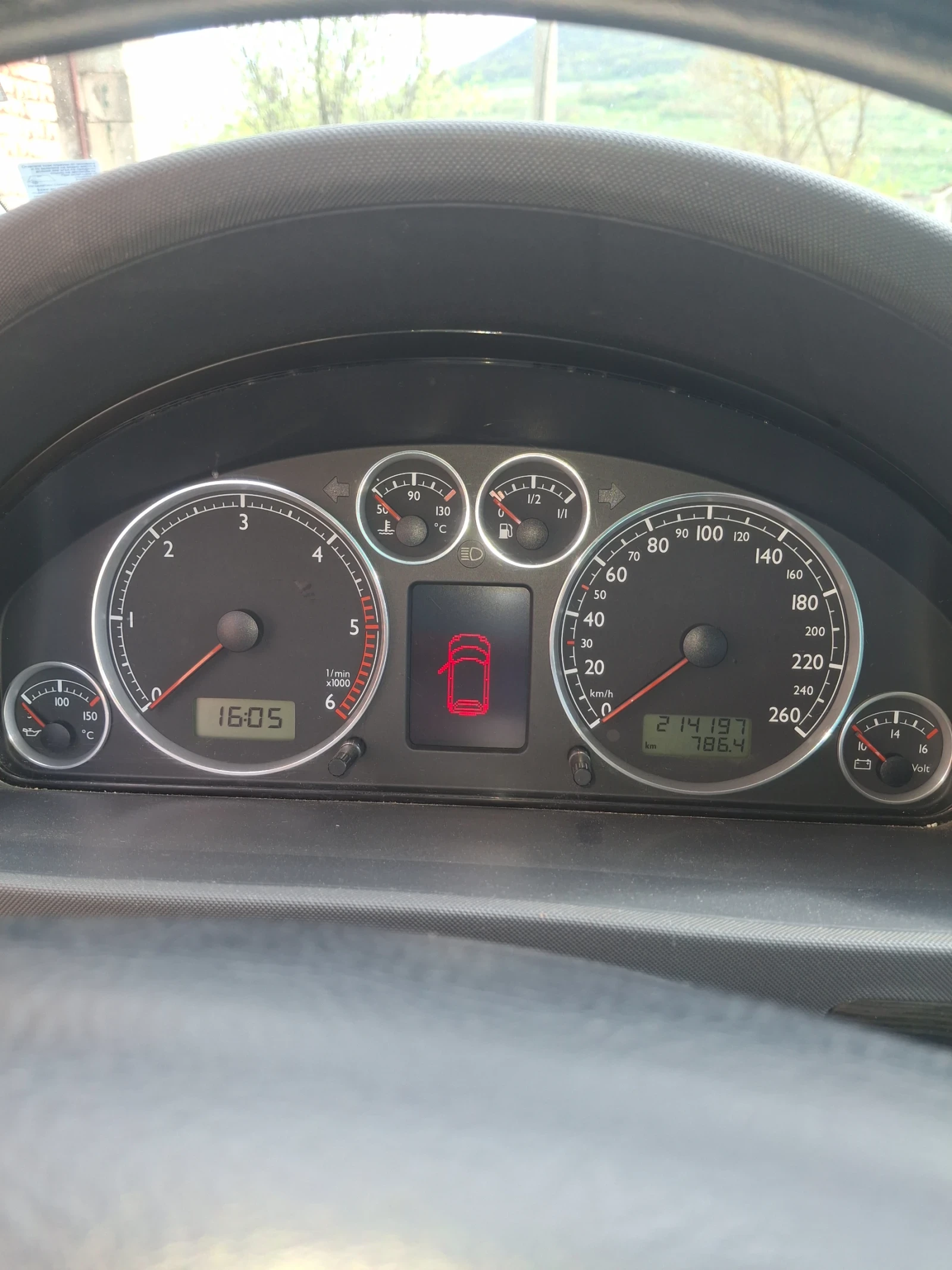 Seat Alhambra, снимка 8 - Автомобили и джипове - 54894569