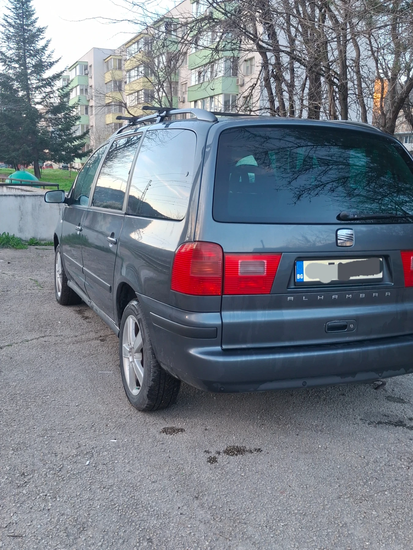 Seat Alhambra, снимка 6 - Автомобили и джипове - 54894569
