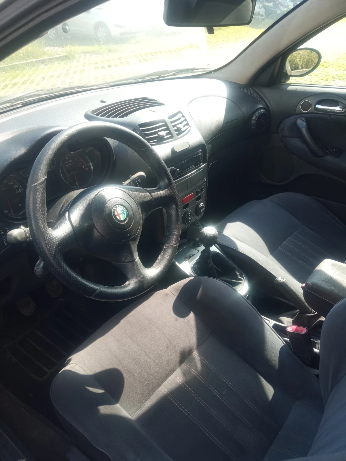 Alfa Romeo 147, снимка 4 - Автомобили и джипове - 54904177