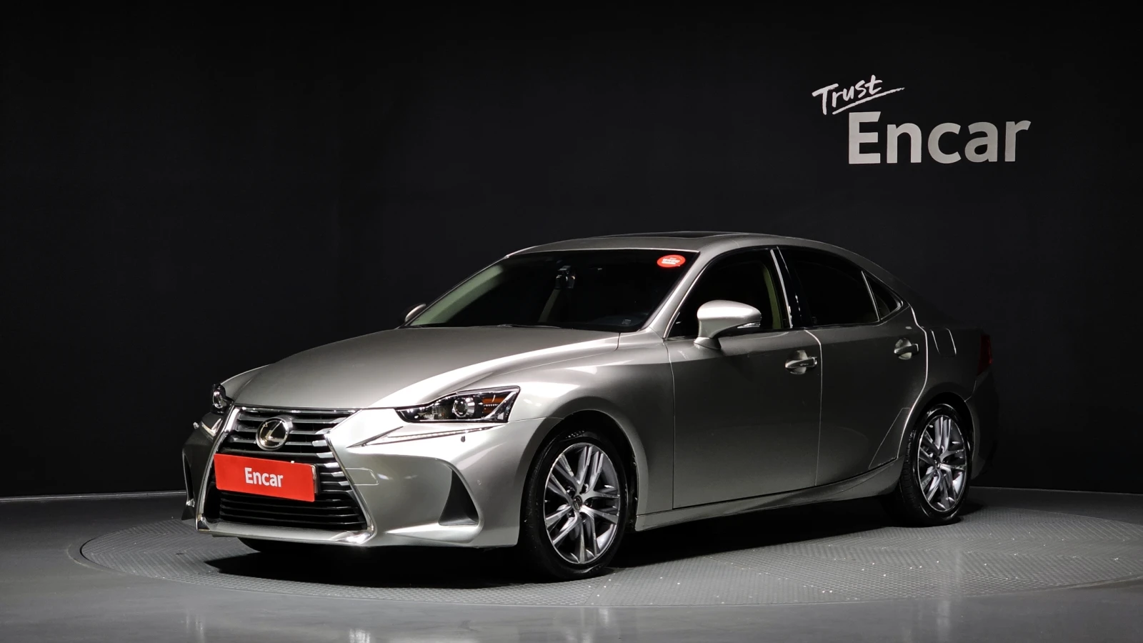 Lexus IS BLIND SPOT* ЛЮК* ПОДГРЕВ ВОЛАН* КРАЙНА ЦЕНА