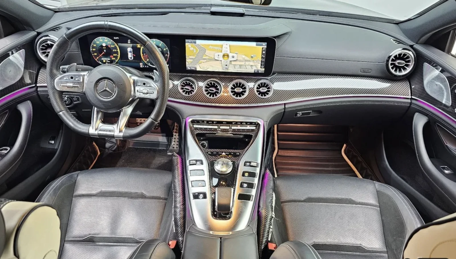 Mercedes-Benz GT 4-Door 43 4MATIC+ / 360 BURMESTER /, снимка 8 - Автомобили и джипове - 55431145