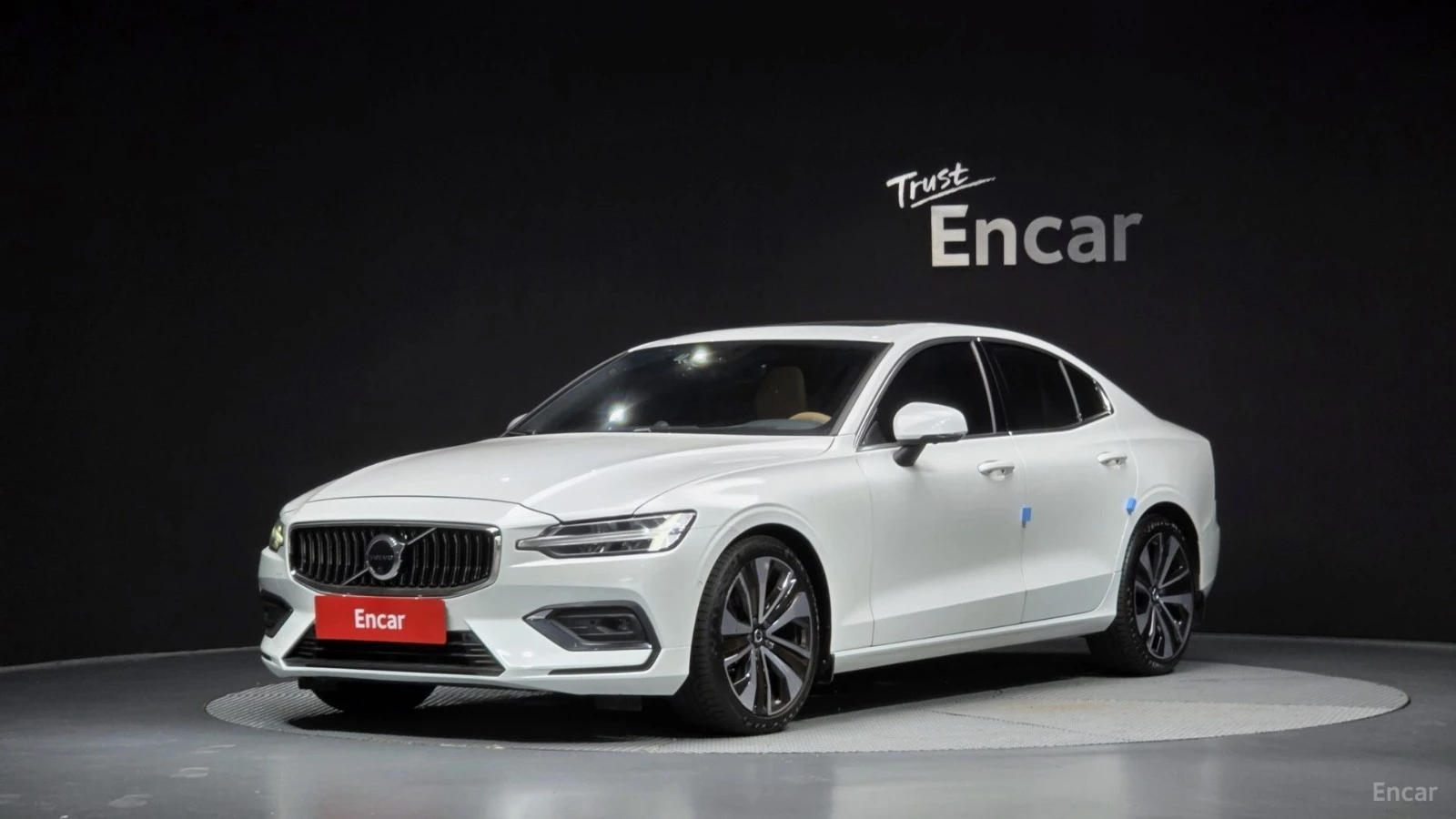 Volvo S60 B5 Ultimate Bright* HUD* 360* МАСАЖИ* АВТОКРЕДИТ