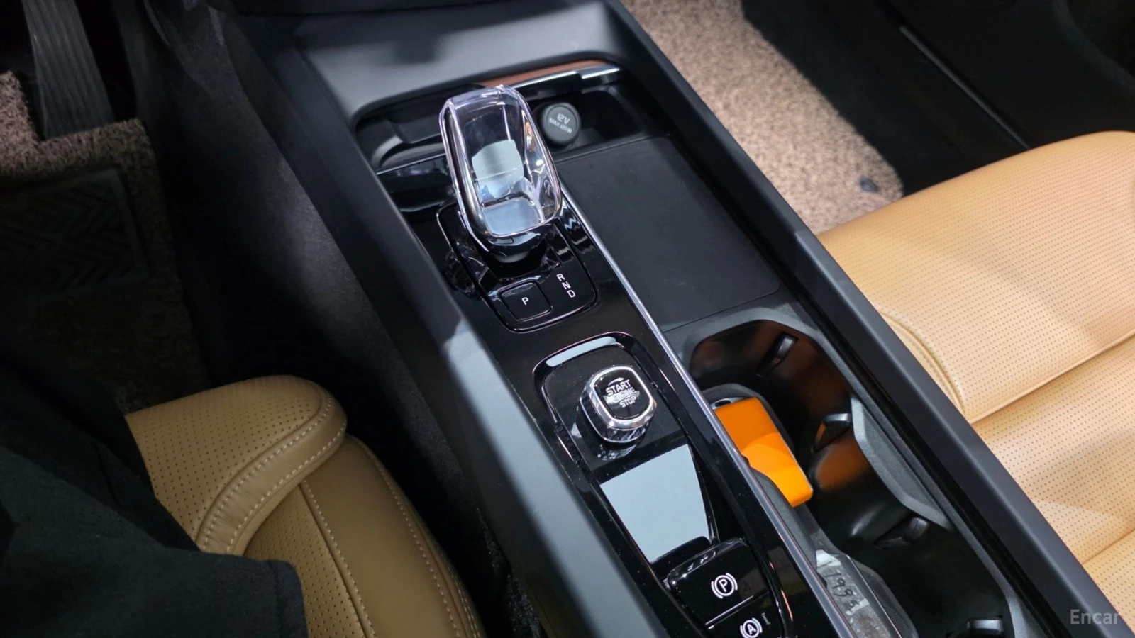 Volvo S60 B5 Ultimate Bright* HUD* 360* МАСАЖИ* АВТОКРЕДИТ, снимка 7 - Автомобили и джипове - 55619064