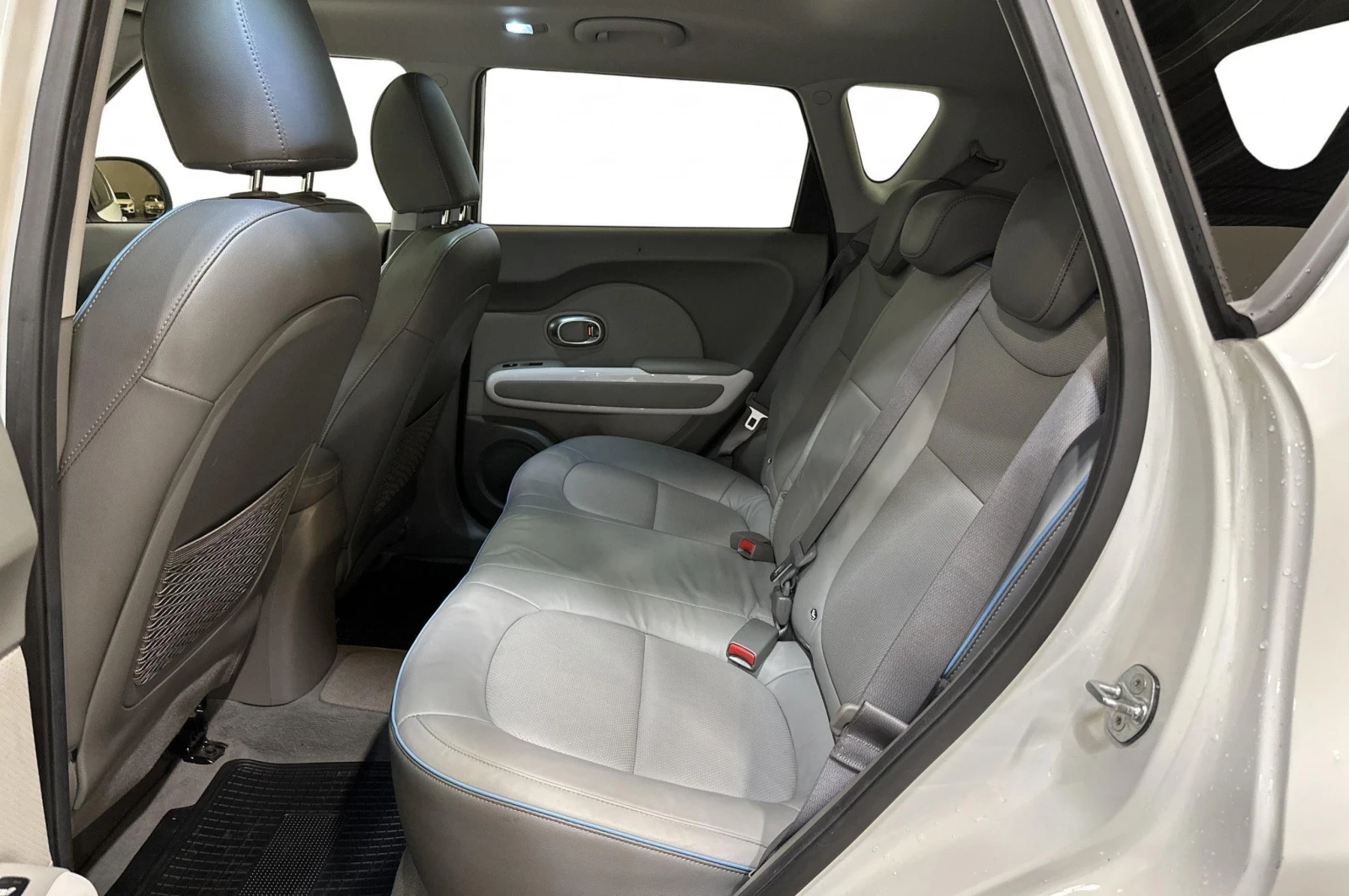 Kia Soul Exclusive, снимка 9 - Автомобили и джипове - 56202219