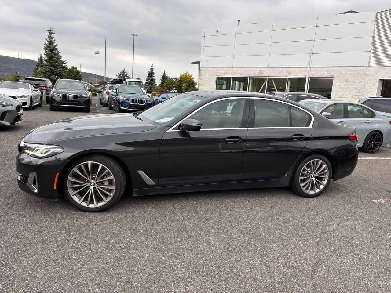 BMW 530 i xDrive * ОБДУХВАНЕ* SOFT CLOSE* , снимка 2 - Автомобили и джипове - 56324047