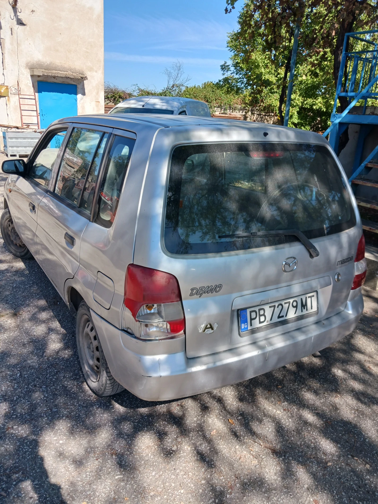 Mazda Demio, снимка 3 - Автомобили и джипове - 56372794