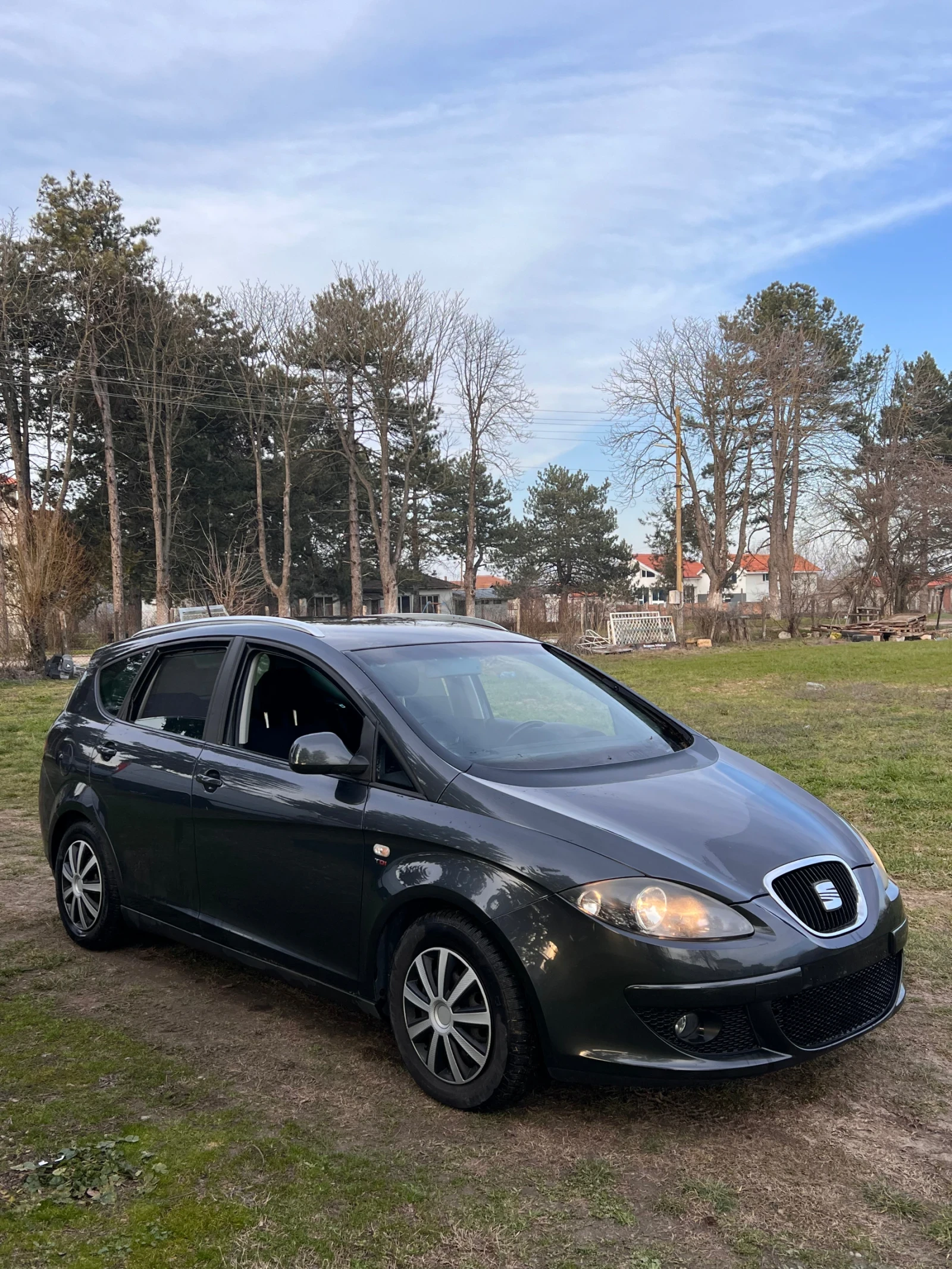 Seat Altea, снимка 3 - Автомобили и джипове - 56395630