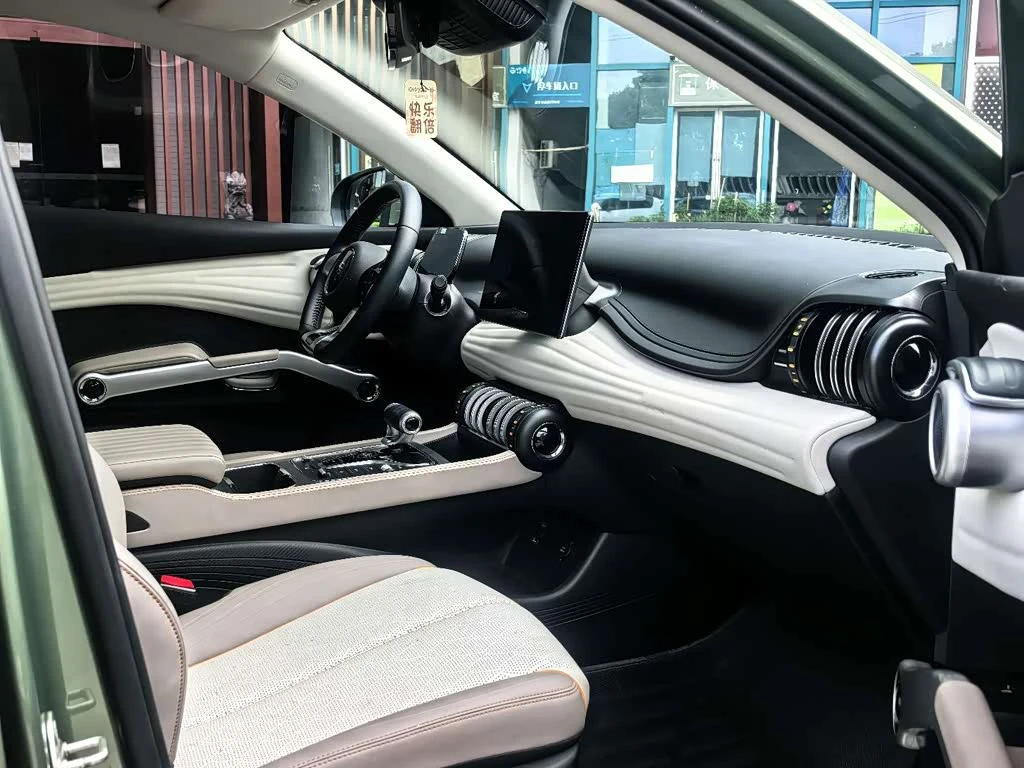 BYD Atto3 Glory Edition 510KM autogeorge.com, снимка 8 - Автомобили и джипове - 56471834