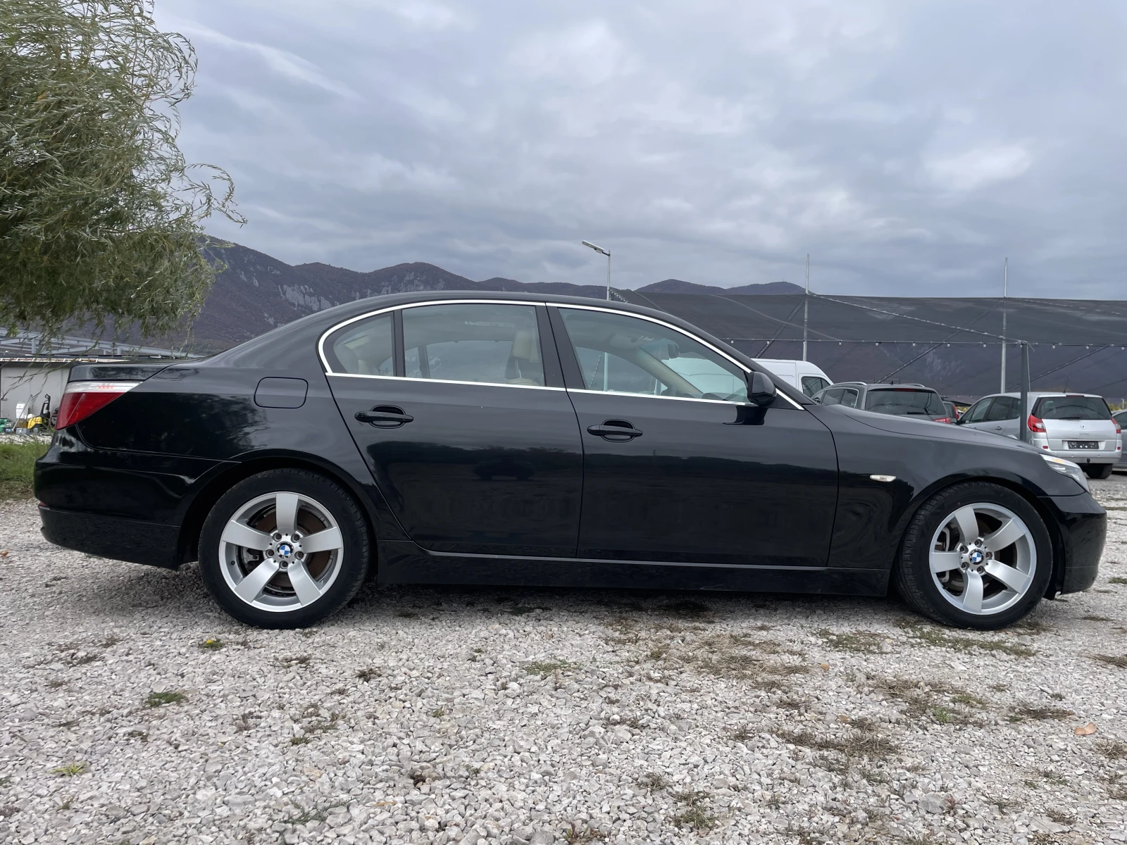 BMW 520 2.0d E60 177hp, снимка 8 - Автомобили и джипове - 56517083