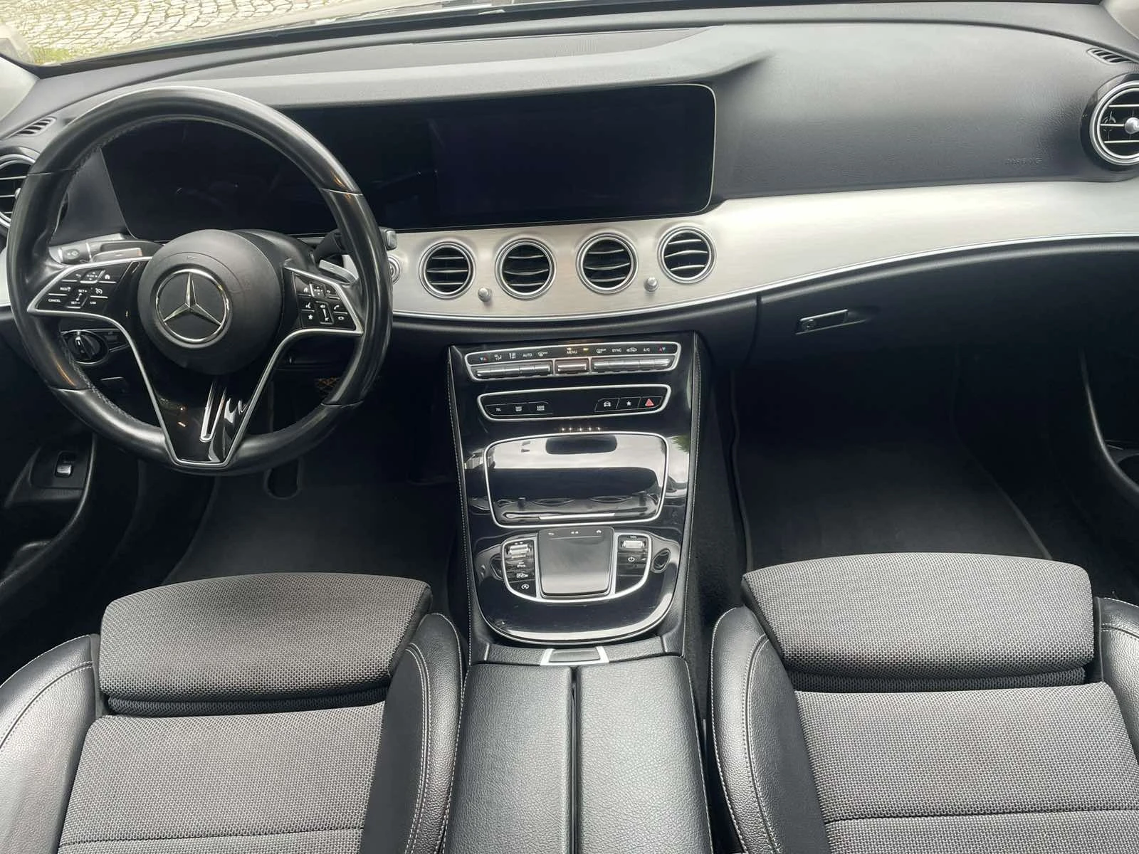 Mercedes-Benz E 220 CDI, MildHibrid, снимка 14 - Автомобили и джипове - 56650769