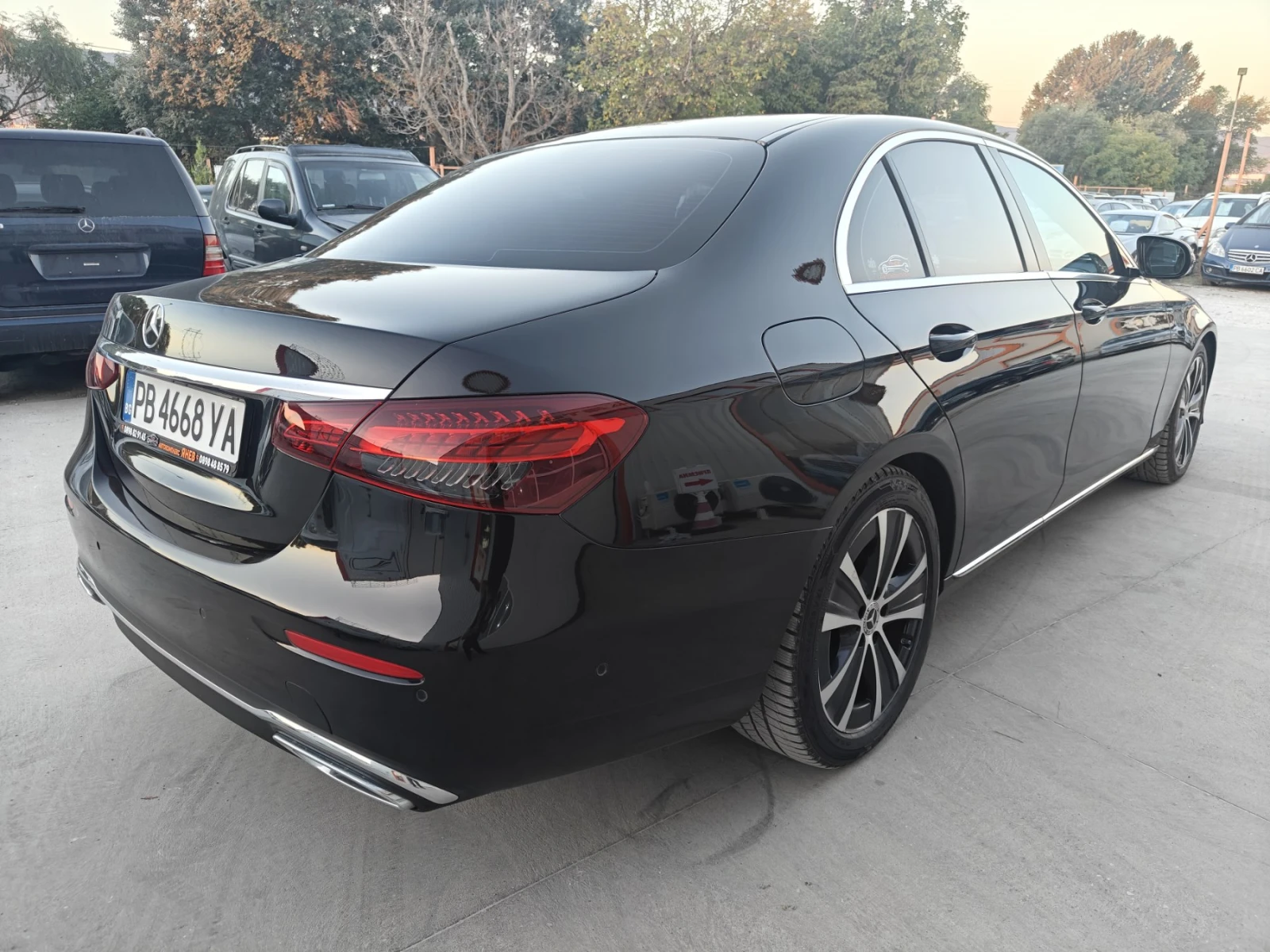 Mercedes-Benz E 220 CDI, MildHibrid, снимка 3 - Автомобили и джипове - 56650769