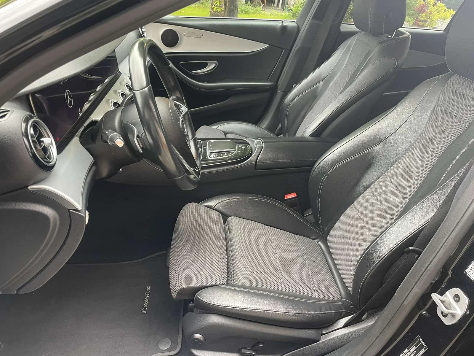 Mercedes-Benz E 220 CDI, MildHibrid, снимка 8 - Автомобили и джипове - 56650769