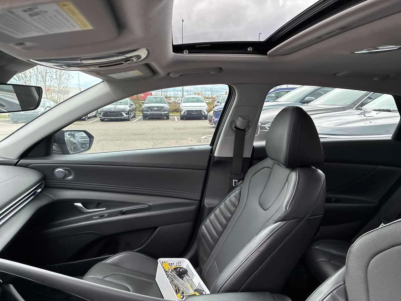 Hyundai Elantra * Luxury * CARFAX * ������� * ��������� *  | Mobile.bg � ����������� 16