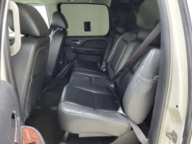 Chevrolet Avalanche LTZ CREW CAB SHORT BED CARFAX АВТО КРЕДИТ , снимка 11 — Bazar.bg Chevrolet Avalanche LTZ CREW CAB SHORT BED CARFAX АВТО КРЕДИТ , снимка 11