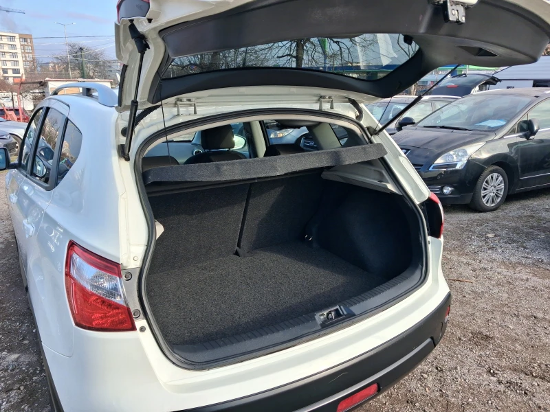 Nissan Qashqai 2.0-141к.с.NAVI ;4х4; АВТОПИЛОТ, снимка 7 - Автомобили и джипове - 49107010