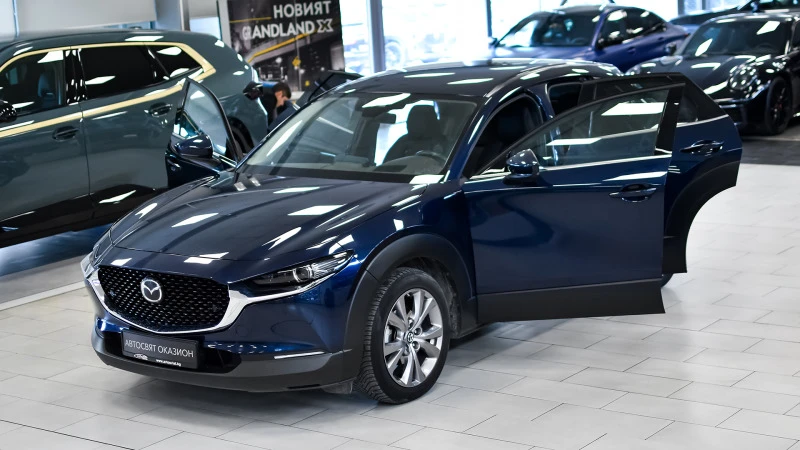 Mazda CX-30 2.0 SKYACTIV-G PLUS LUXURY Automatic, снимка 1 - Автомобили и джипове - 42651181