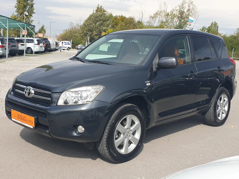 Toyota Rav4 2.2D-4D* 136k. CROSSOVER* 4X4* Klimatronik* КОЖА* , снимка 1 - Автомобили и джипове - 47460592