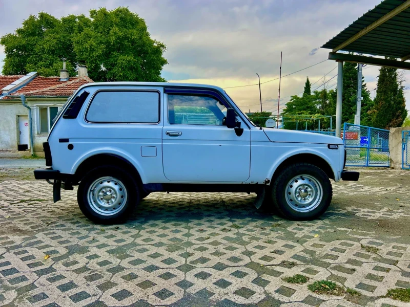 Lada Niva, снимка 4 - Автомобили и джипове - 52479104