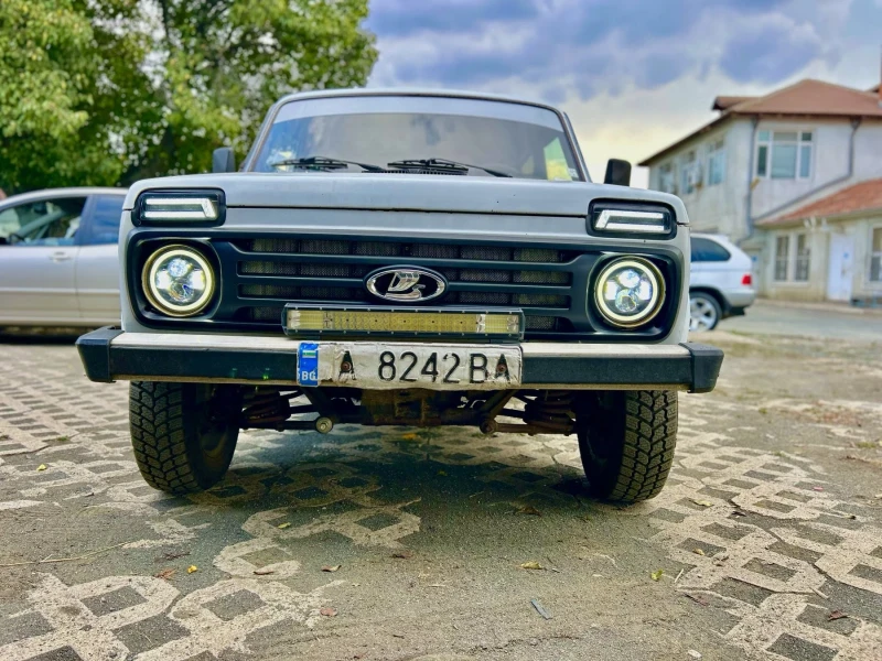 Lada Niva, снимка 2 - Автомобили и джипове - 52479104