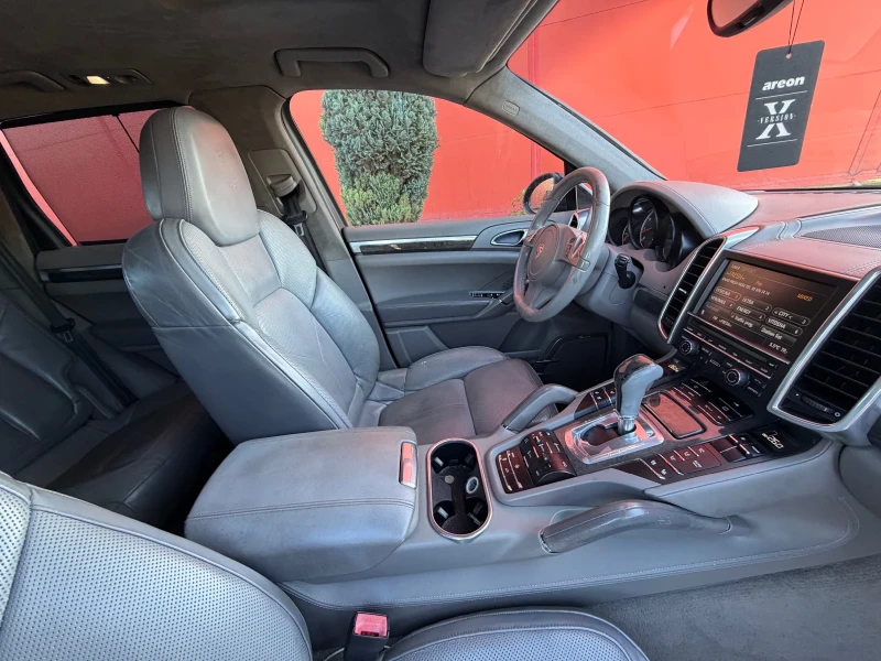 Porsche Cayenne HAMMAN* Единствен* в* БГ* 600кс* БАРТЕР, снимка 11 - Автомобили и джипове - 52528859