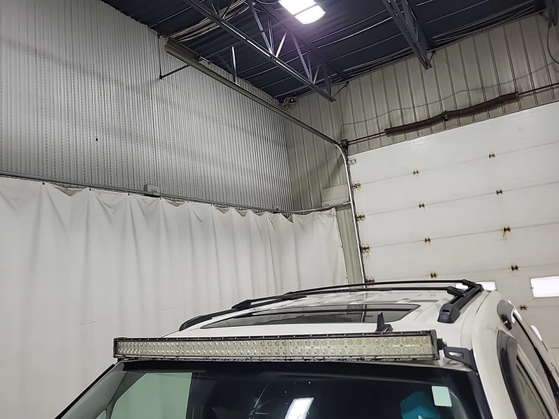 Chevrolet Avalanche LTZ CREW CAB SHORT BED CARFAX АВТО КРЕДИТ  , снимка 13 - Автомобили и джипове - 52816875