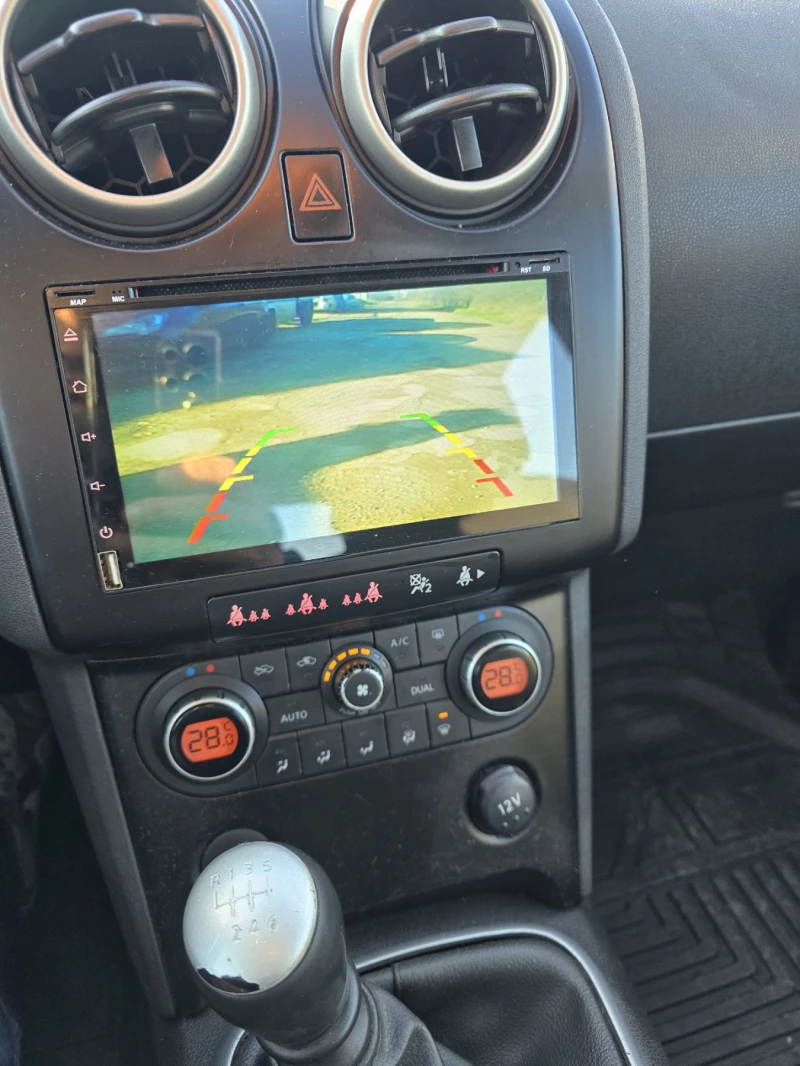 Nissan Qashqai 2000куб.ГАЗ-БЕНЗИН, снимка 5 - Автомобили и джипове - 53572412