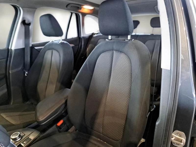 BMW X1 Drive25e Plug-In Hybrid, снимка 8 - Автомобили и джипове - 55276769