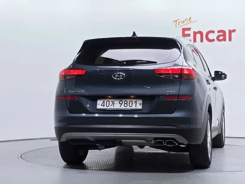 Hyundai Tucson 1.6 2WD , снимка 4 - Автомобили и джипове - 56161119