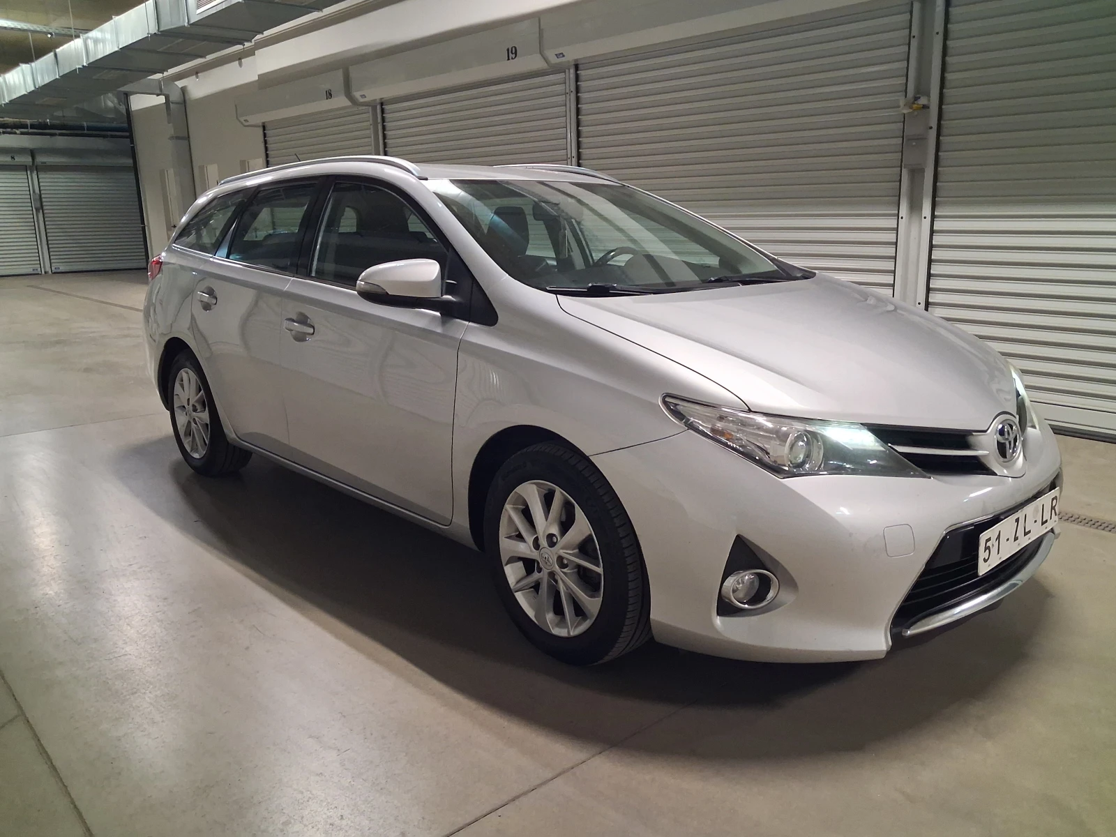 Toyota Auris 1.6-1326к.с ;NAVI ;АВТОПИЛОТ;КАМЕРА, снимка 3 - Автомобили и джипове - 49107010