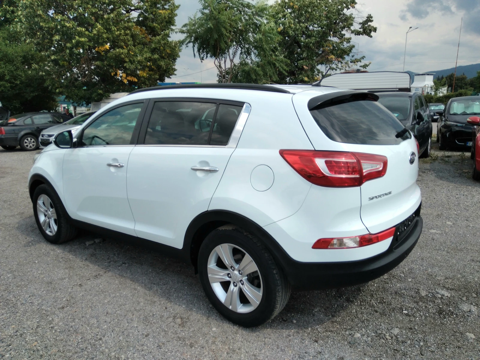 Kia Sportage 1.7-CRDI-116к.с. АВТОПИЛОТ;ПАРКТРОНИК;КЛИМАТРОНИК; - изображение 4