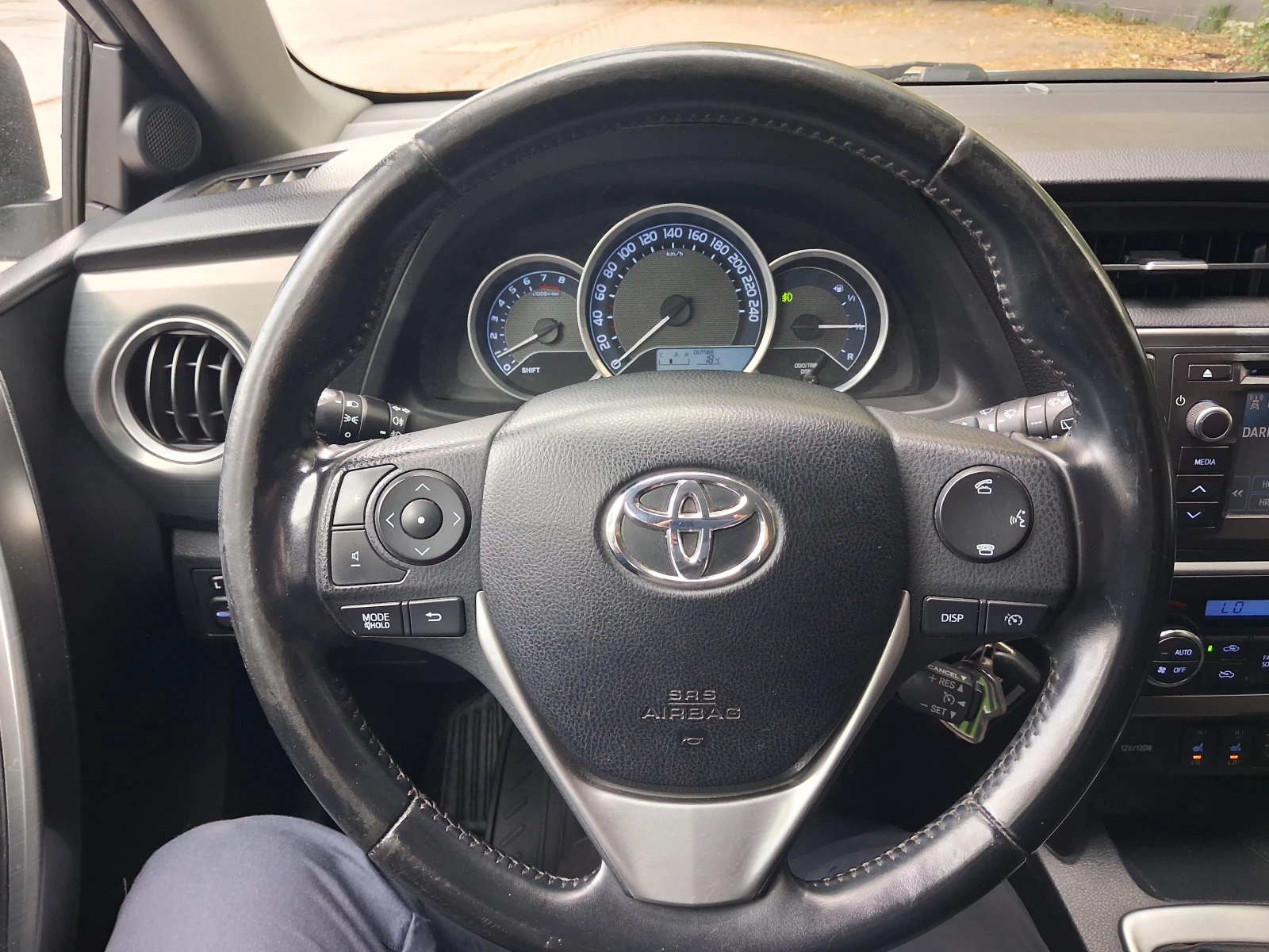 Toyota Auris 1.6-1326к.с ;NAVI ;АВТОПИЛОТ;КАМЕРА, снимка 11 - Автомобили и джипове - 49107010