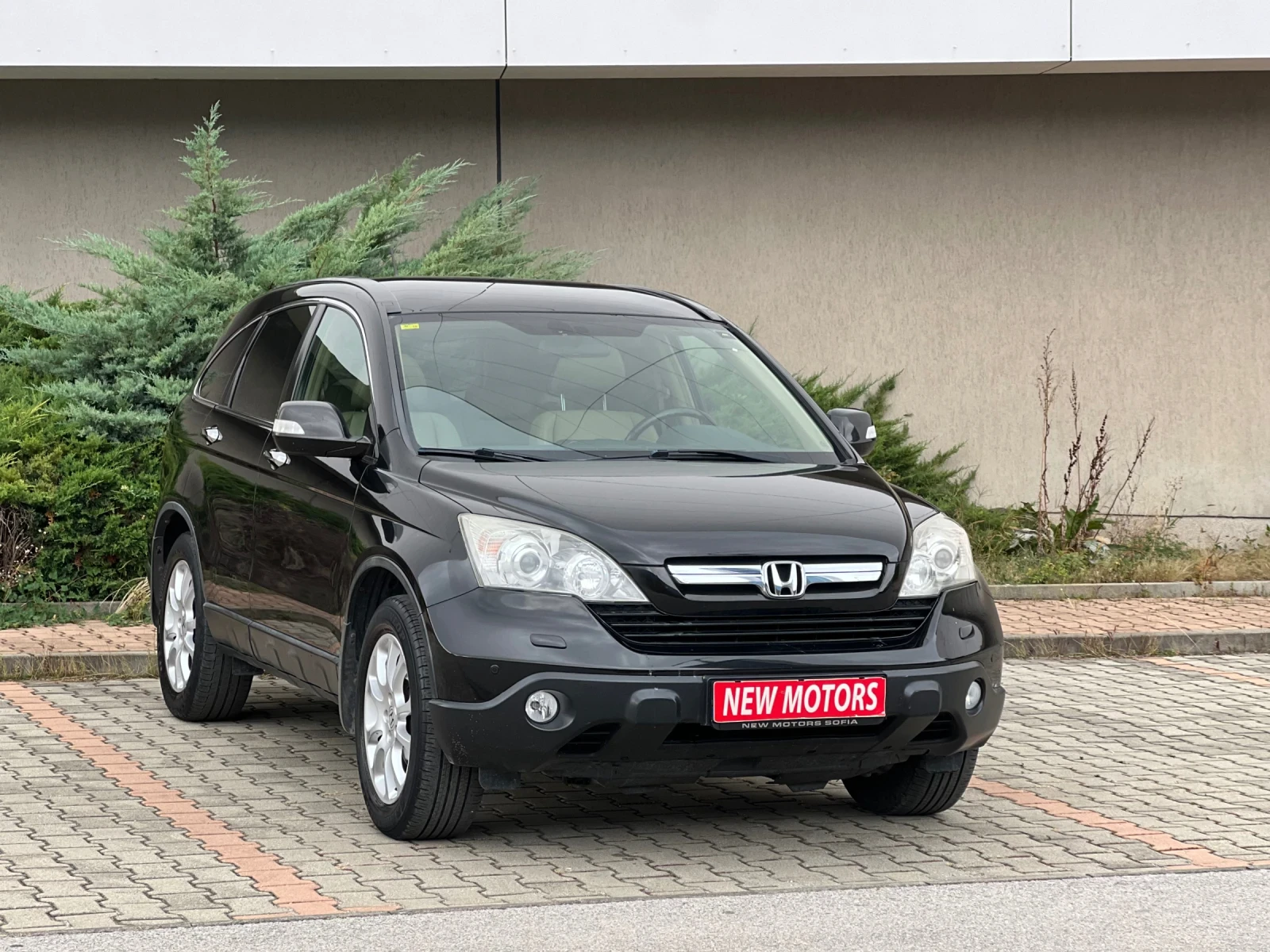 Honda Cr-v 2.0-бензин-Executive-лизинг през Уникредитпо 350лв - изображение 3