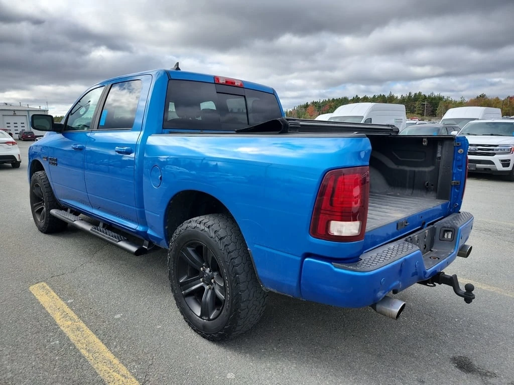 Dodge RAM 1500 * SPORT CREW CAB SHORT BED * CARFAX * БЕЗ ПЪРВОНАЧ - изображение 4