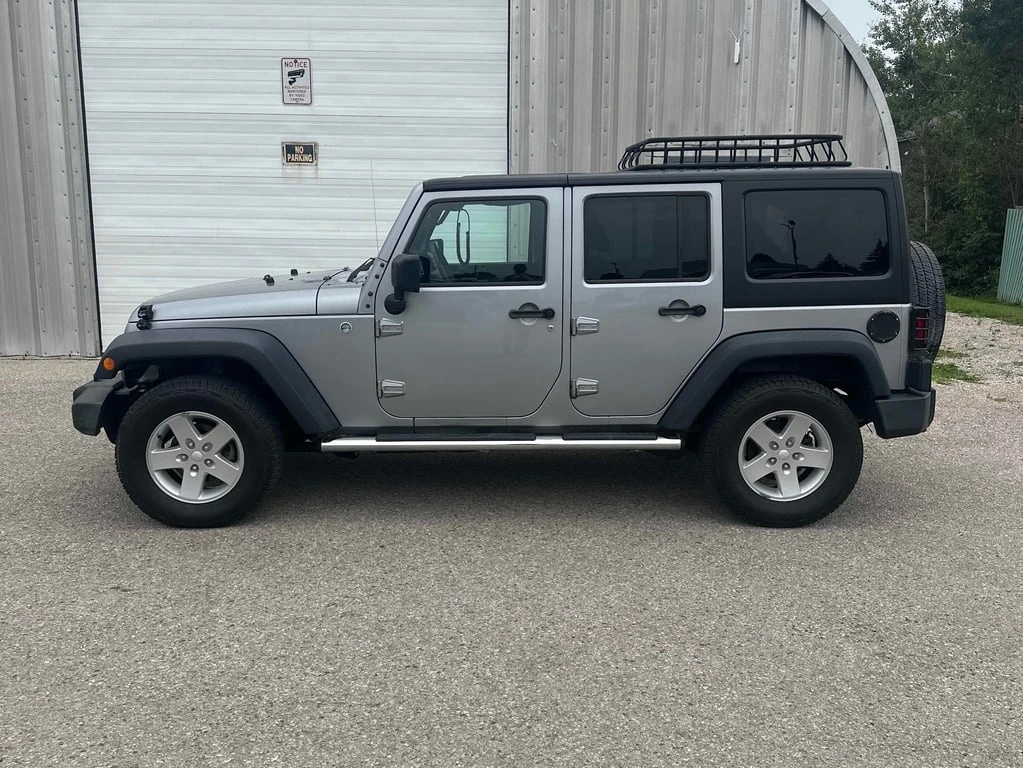 Jeep Wrangler * Sport * CARFAX *    | Mobile.bg   2