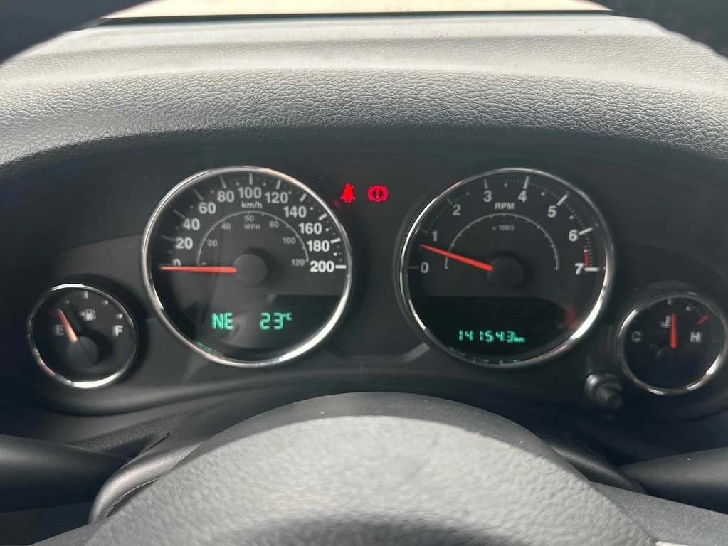 Jeep Wrangler * Sport * CARFAX *    | Mobile.bg   8