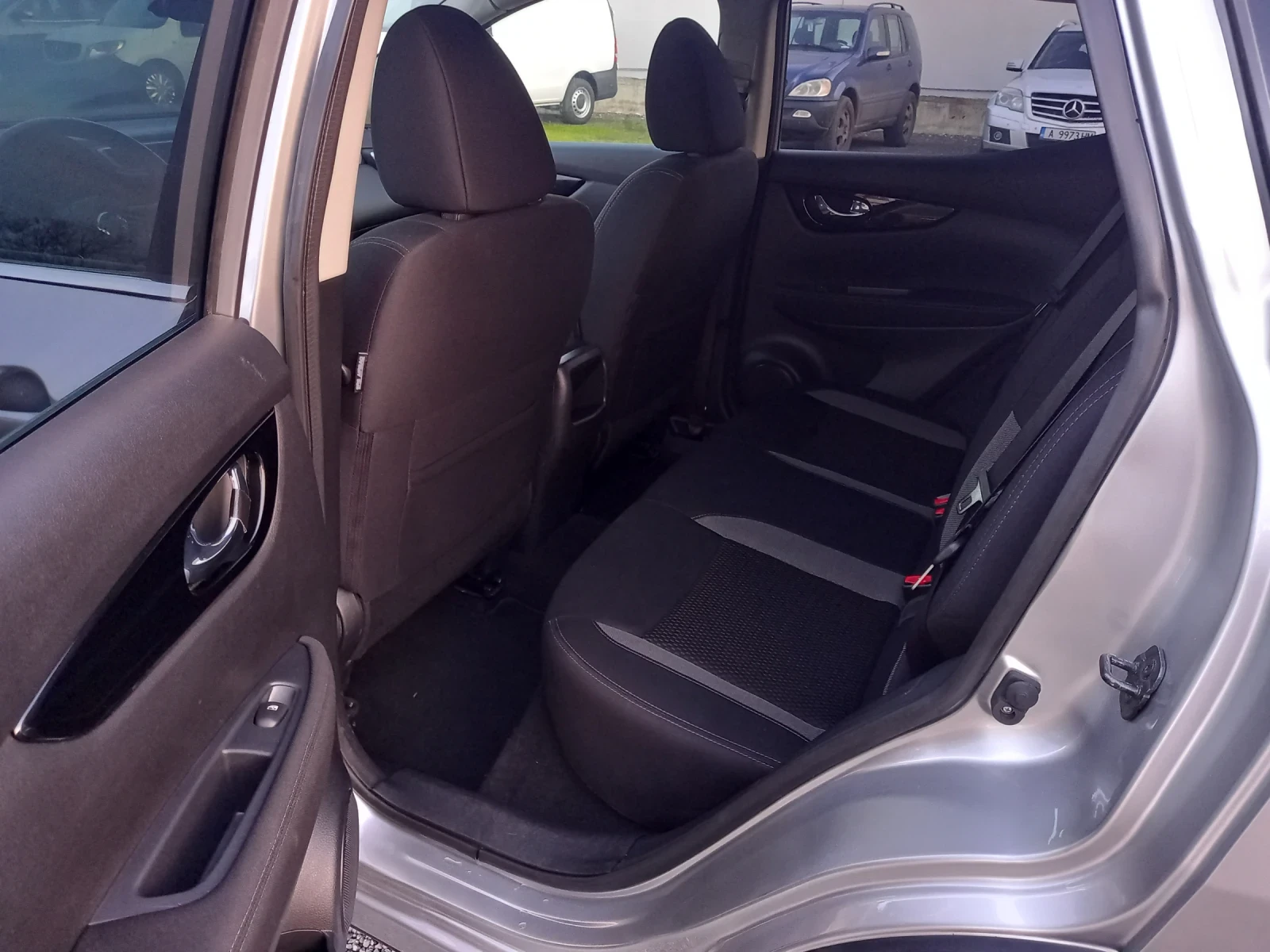 Nissan Qashqai 56000��. | Mobile.bg � ����������� 12