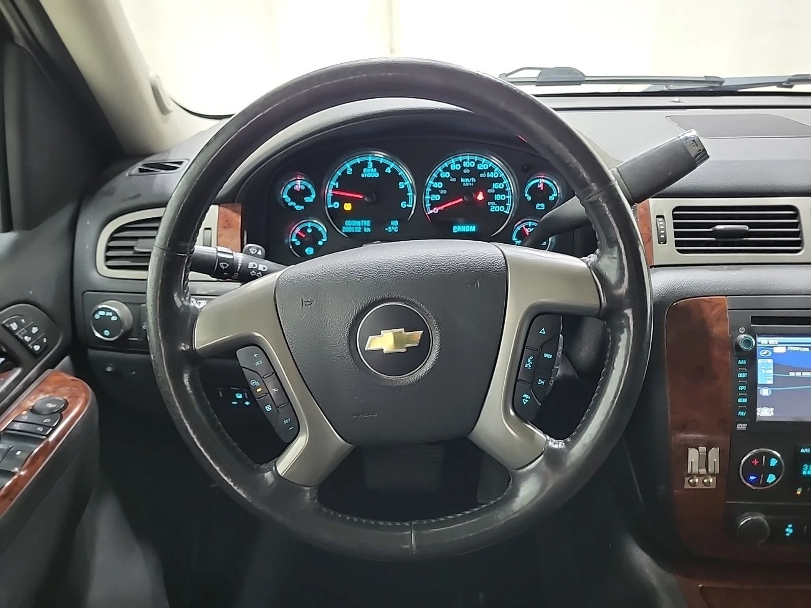 Chevrolet Avalanche LTZ CREW CAB SHORT BED CARFAX ���� ������   | Mobile.bg � ����������� 10