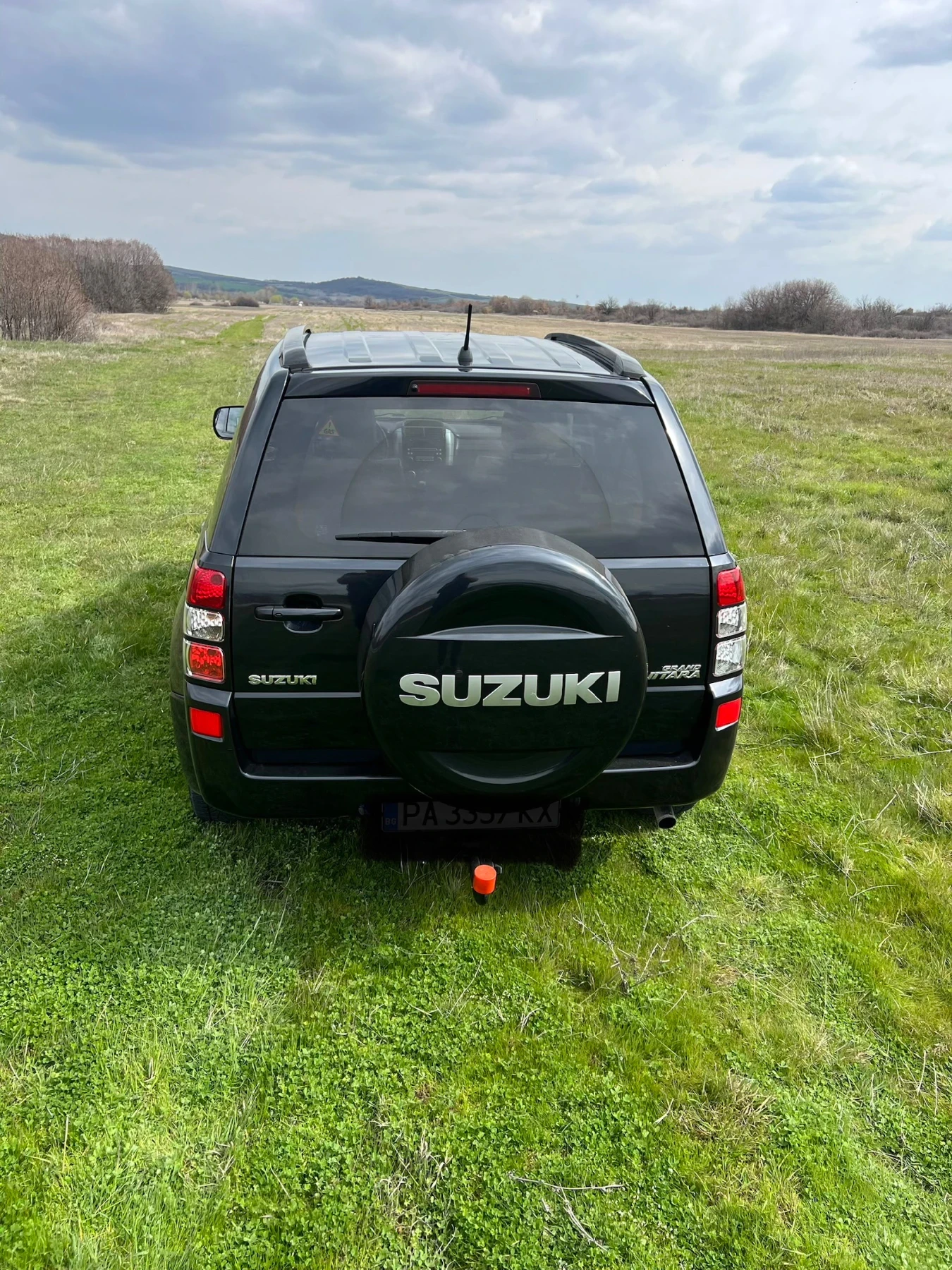 Suzuki Grand vitara 2.0, снимка 6 - Автомобили и джипове - 53925543