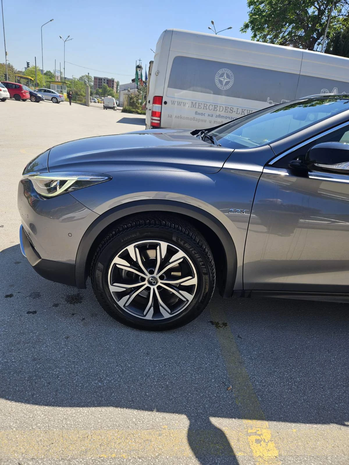 Infiniti QX30, снимка 3 - Автомобили и джипове - 54704015
